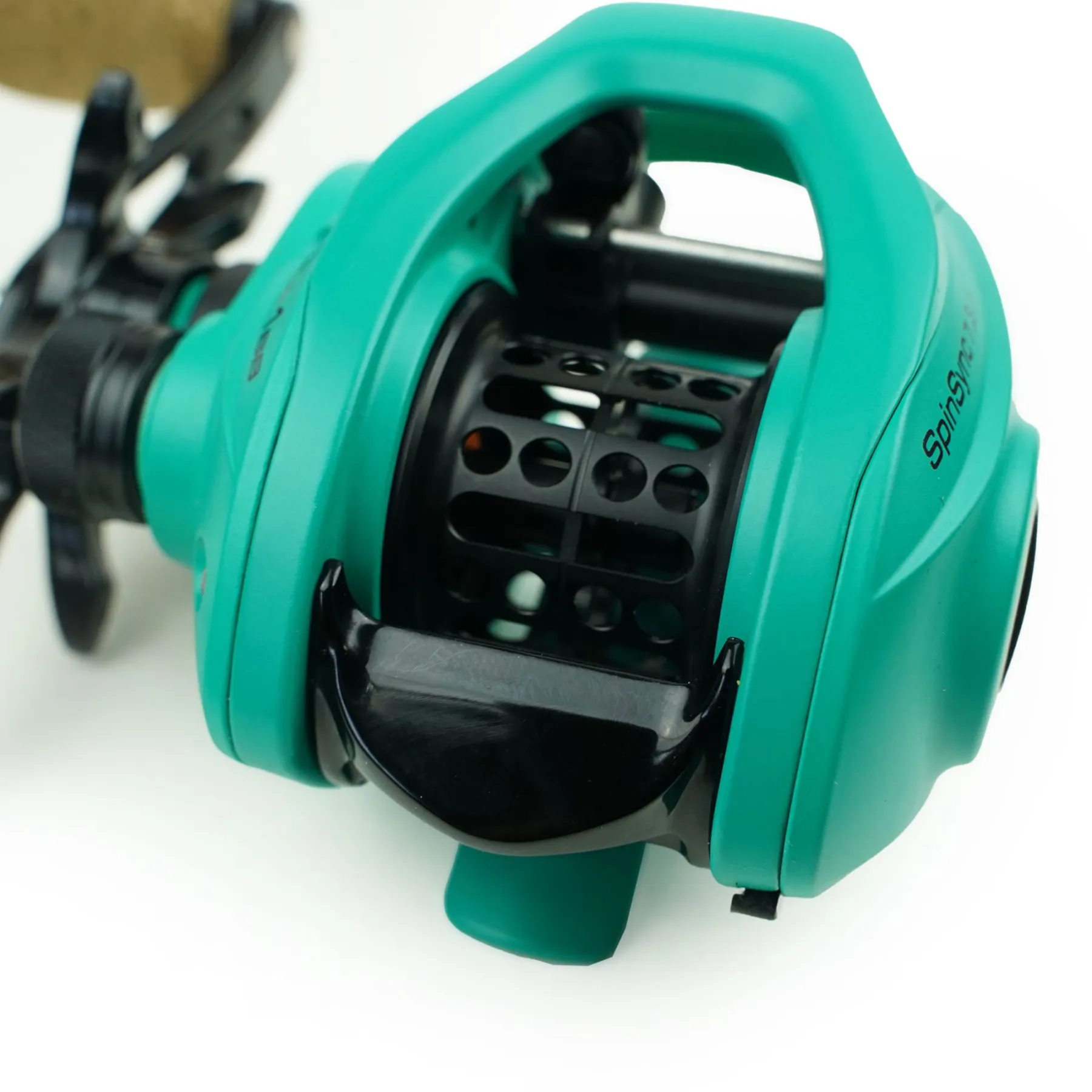 dlt-spinsync-lh-301-baitcastrolle